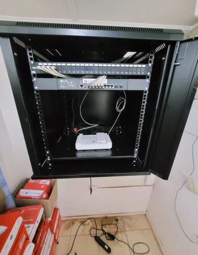 instalación y mantenimiento de rack